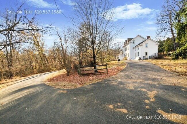 Building Photo - Enchanting 175-year-old farmhouse in the h...