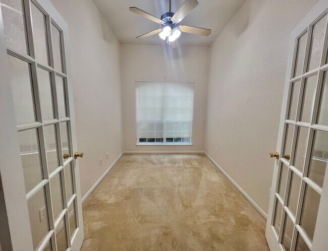 Building Photo - AVAILABLE NOW; APPLY AT OUR WEBSITE TODAY!!