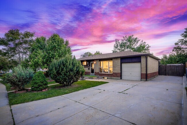 Building Photo - 7777 Umatilla St
