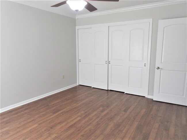 Building Photo - 2609 Hancock Dr