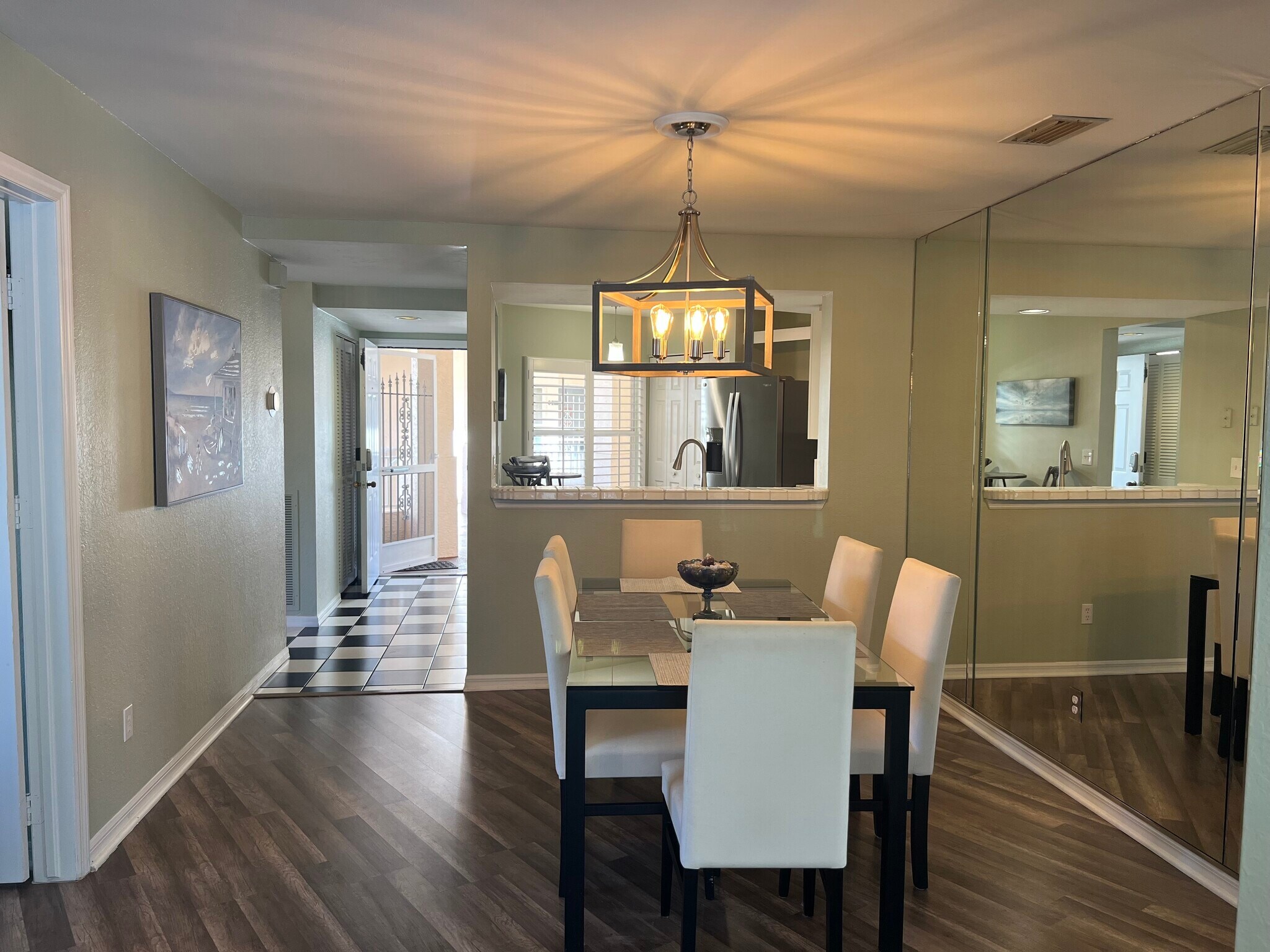 Dining looking into kitchen - 1096 Woodshire Ln