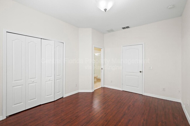 Building Photo - 3434 Wilshire Way Rd