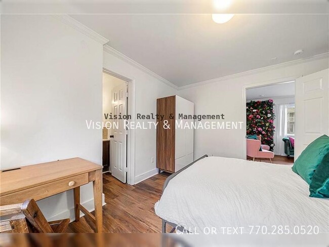 Building Photo - Available Now 2 bed 1 bath in Peoplestown