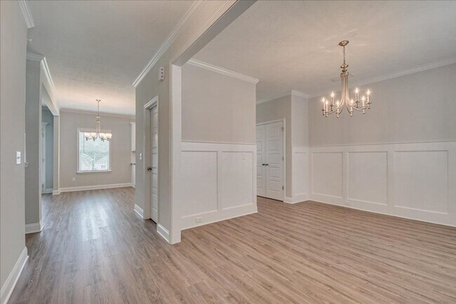 Building Photo - 2551 Traverse Trl