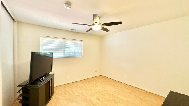 Building Photo - Awesome Single-Story Ranch-Style Home with...