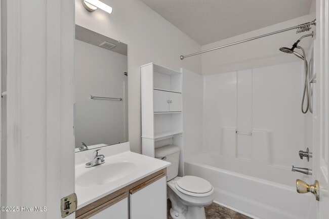 Building Photo - 705 Timberlake Trail