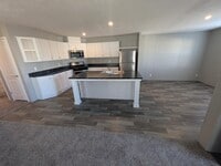 Building Photo - 472 Montana