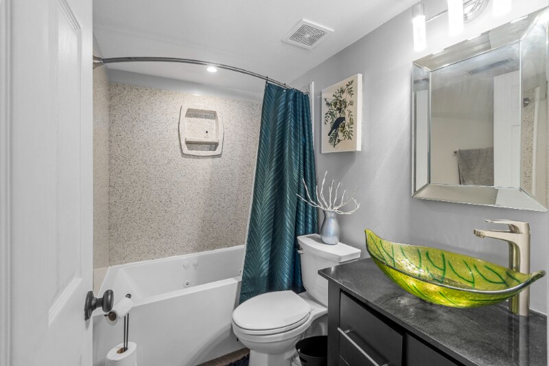 Building Photo - 905 Hanna Pl Ct