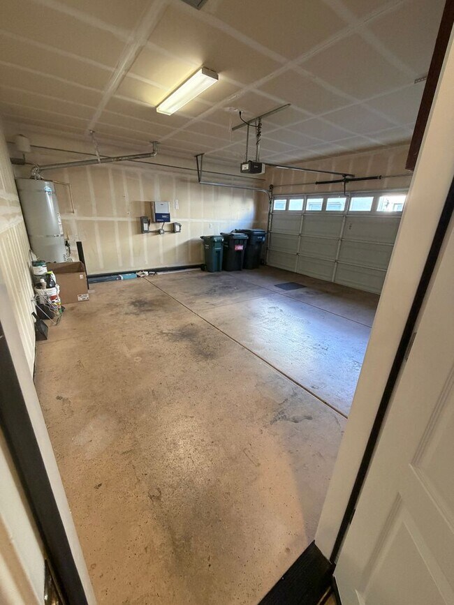 Building Photo - 9026 Crescenda Ln