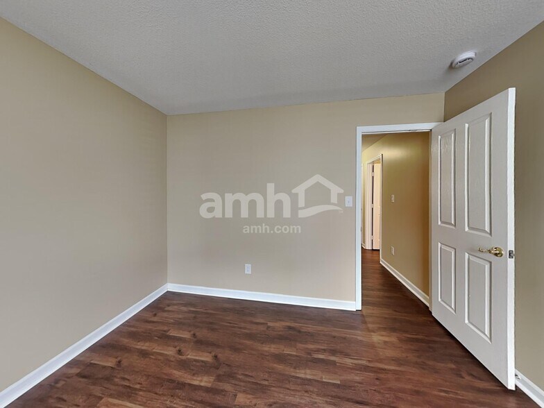 Building Photo - 6010 Woodmill Dr