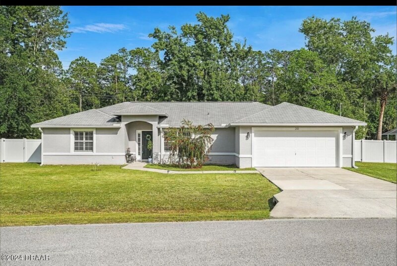 Primary Photo - 20 Emerson Dr