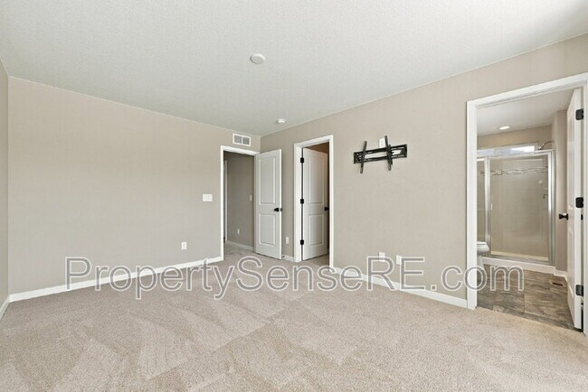 Building Photo - 13788 Tall Oaks Loop