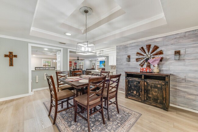 Building Photo - 2930 Water Lily Dr