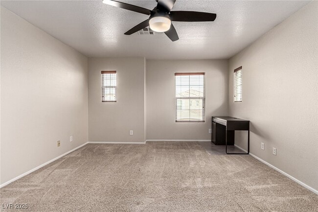 Building Photo - 9207 Onesto Ave