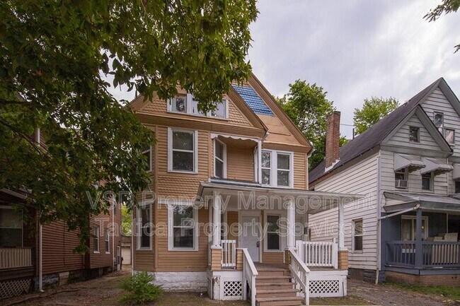 Building Photo - 1583 E 84th St