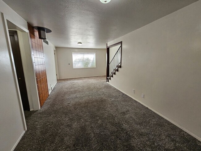 Building Photo - 51-53 W 1100 S