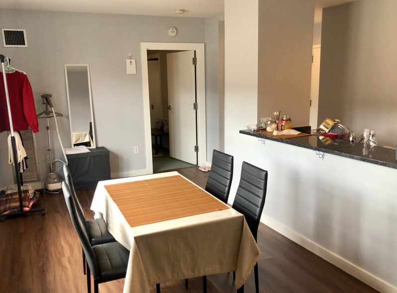 Building Photo - 476 Commonwealth Ave