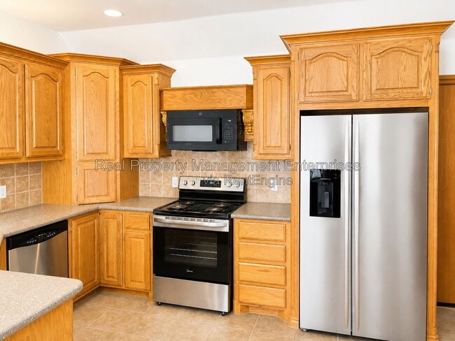 Building Photo - 4713 Castle Bay Cove