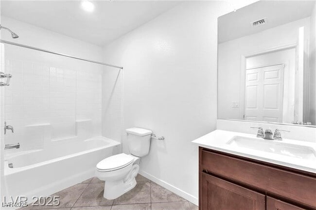 Building Photo - 8106 Guadiano Ave