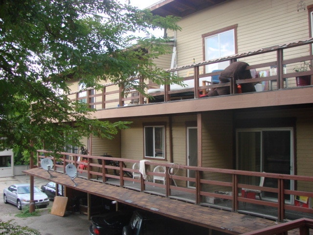 Building Photo - 1013 Portland Pl