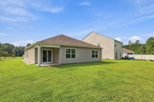 Building Photo - 100 Cotton Bluff Ct