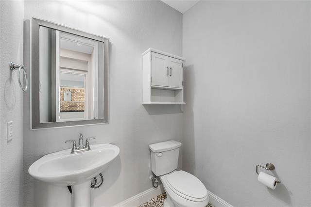 Building Photo - 3813 Brinkley Dr