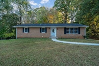 Building Photo - 2860 Lansdowne Drive