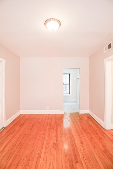 Building Photo - 2625 N Spaulding Ave