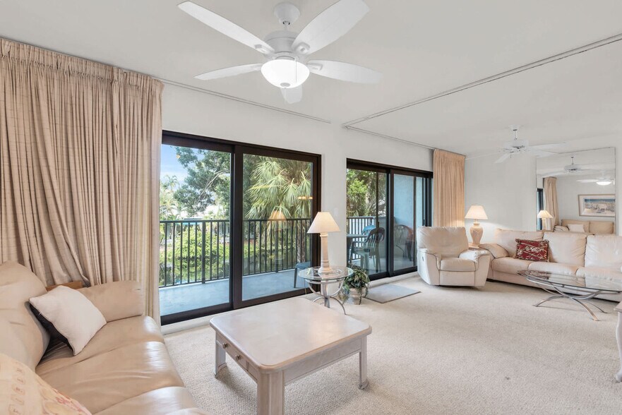 Building Photo - 600 Neapolitan Way