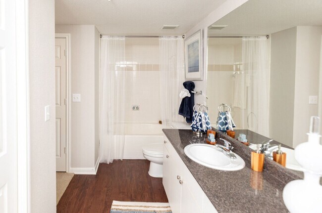 Building Photo - Stylish Space + Limited-Time Offer