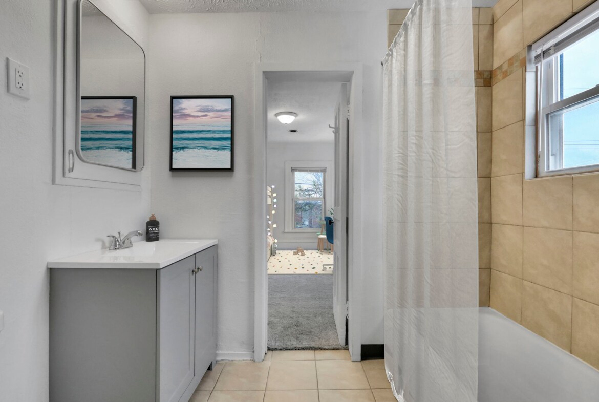 Building Photo - 820 N Pennsylvania Ave