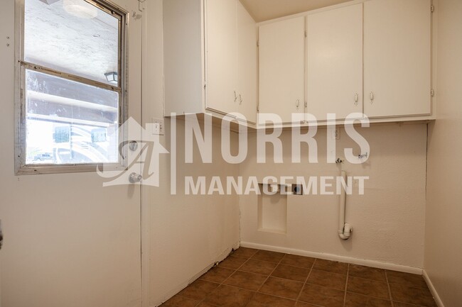 Building Photo - Great Location in Casa Grande!