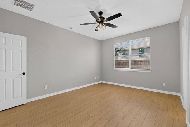 Building Photo - 14525 Eaglemont Dr