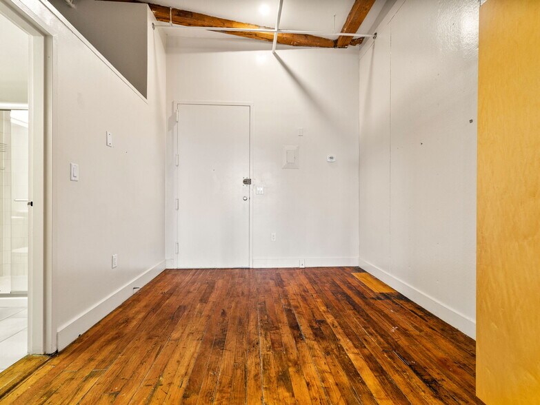 Building Photo - 791 Tremont St