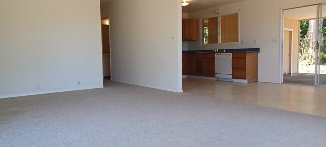 Building Photo - 16-2042-2042 Ainaloa Way