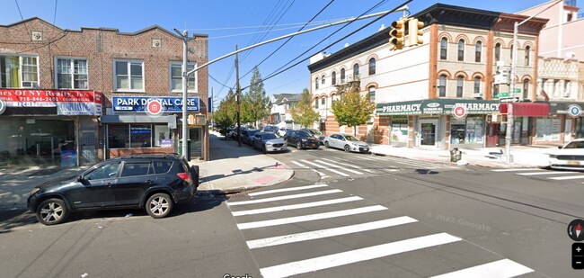 Primary Photo - 12419 101st Ave