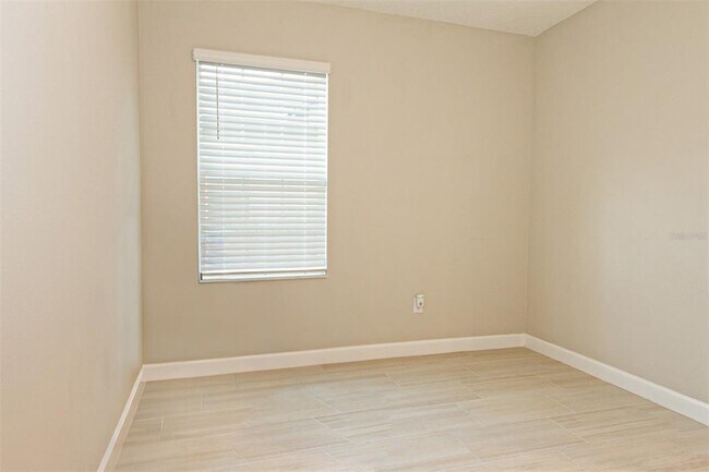 Building Photo - 16657 Shell Bay Dr