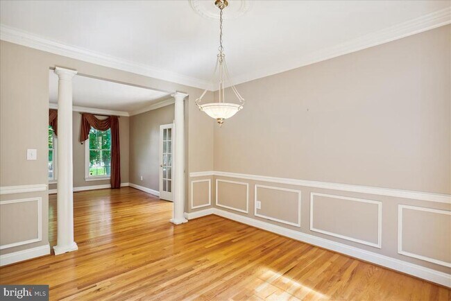 Building Photo - 8931 Falls Farm Dr