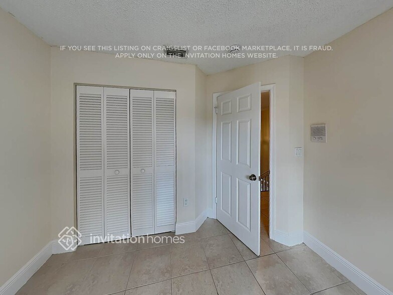 Building Photo - 12354 SW 143rd Ln