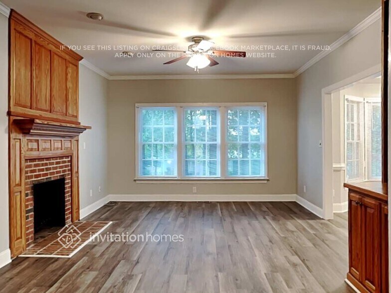 Building Photo - 604 Birkdale Dr