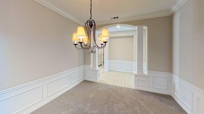 Building Photo - 7912 Hampshire Rd