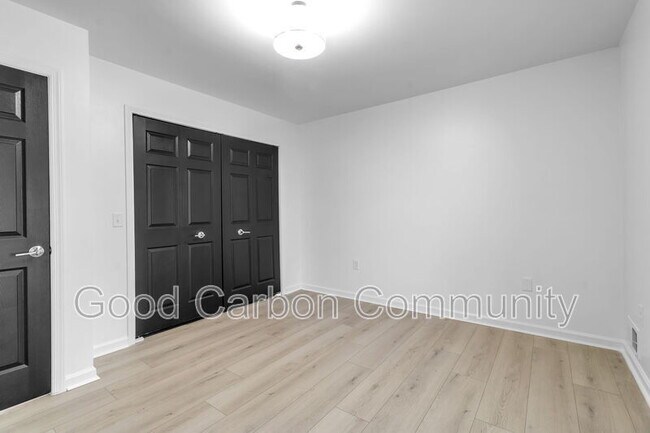 Building Photo - 7008 Erie Rd