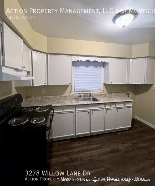 Building Photo - 3278 Willow Ln Dr
