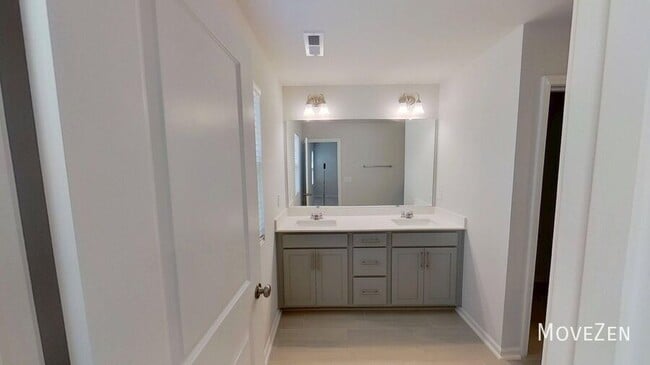 Building Photo - 2466 Tonoloway Dr