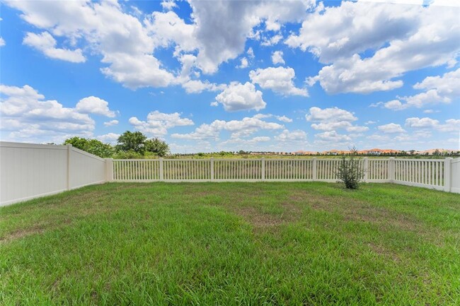 Building Photo - 17058 Oval Rum Dr