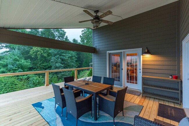 Building Photo - 629 Cherry Hill Dr