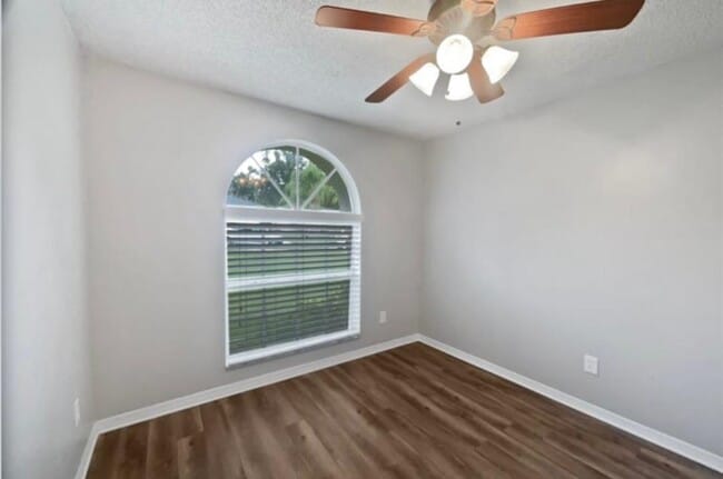 Building Photo - 18812 Lake Orienta Ct