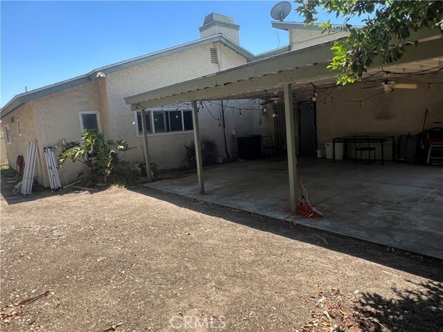 Building Photo - 946 W Woodcrest St