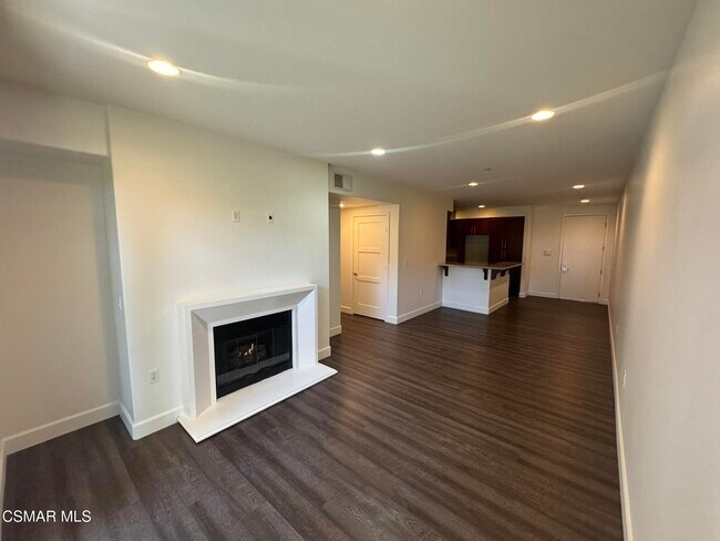 Building Photo - 14412 Killion St