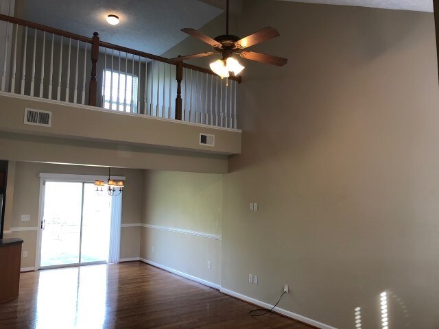 Building Photo - 1021 Mallory Ln